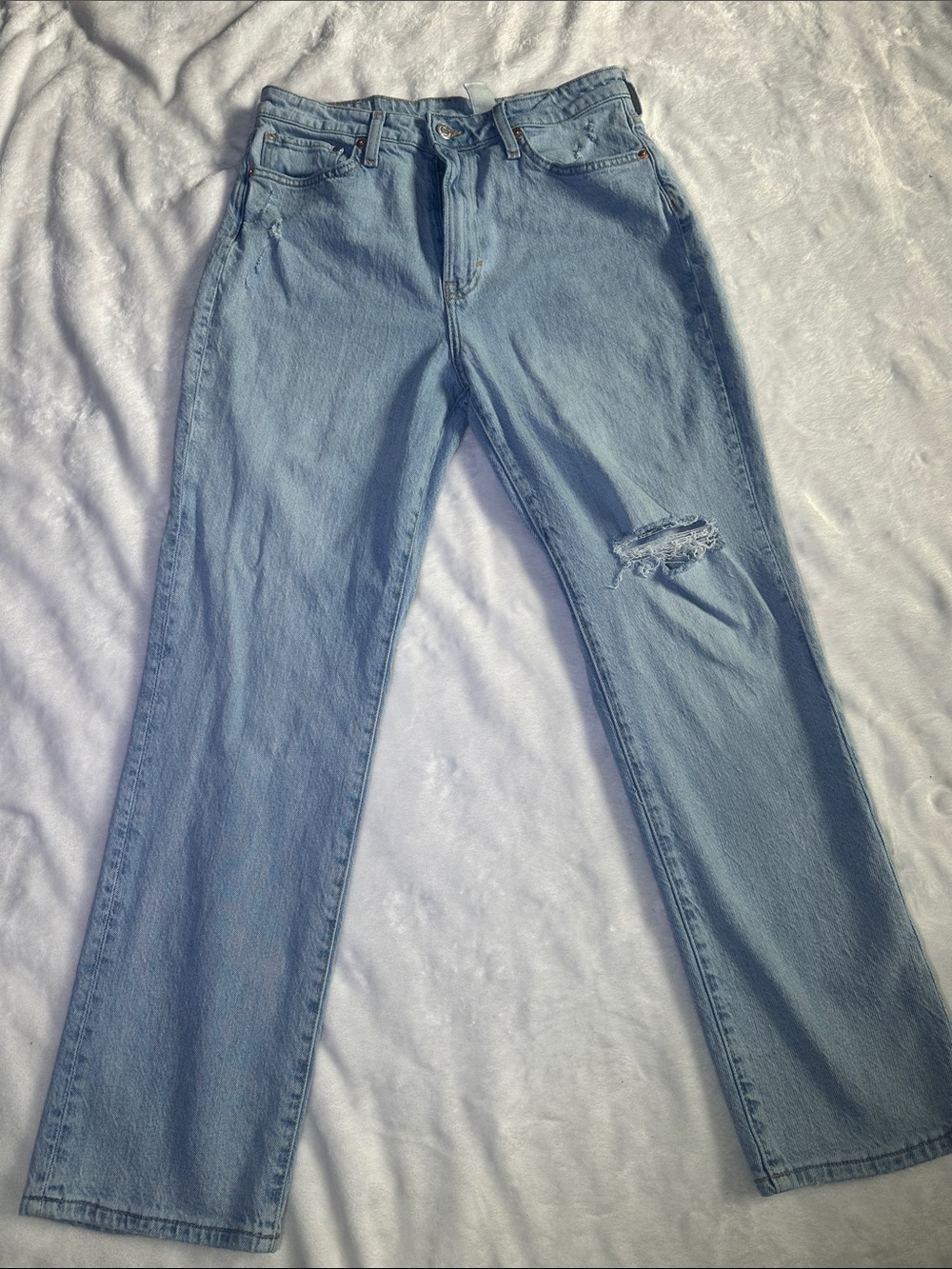 Women’s Light Blue Straight Leg Ripped Jeans